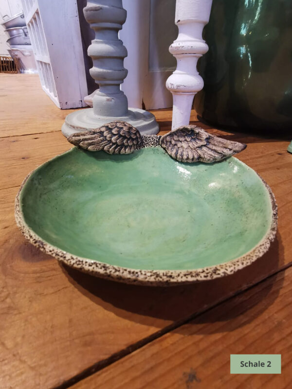Schalen mit Flügeln – Bild 7