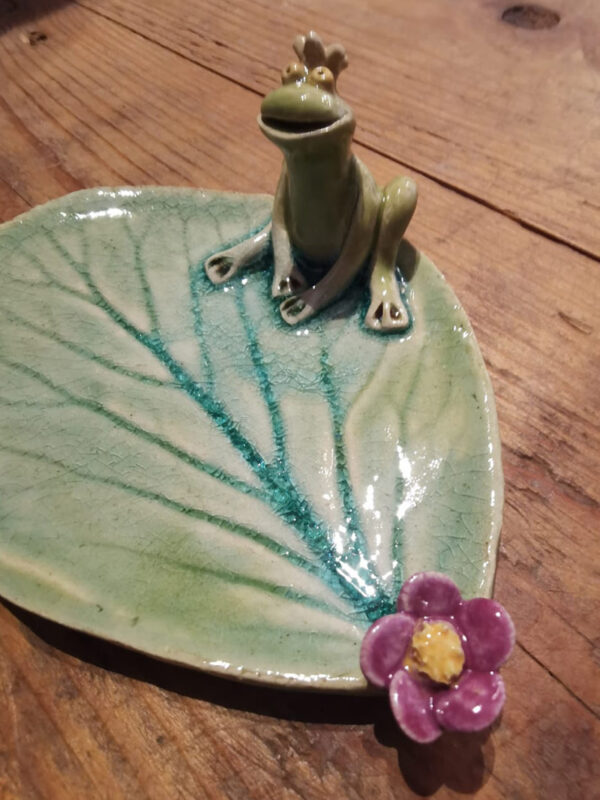 Froschkönig auf Blatt – Bild 3