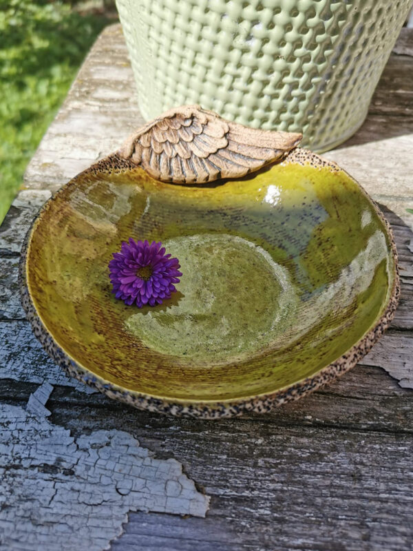 Schale mit Flügeln - grün – Bild 2