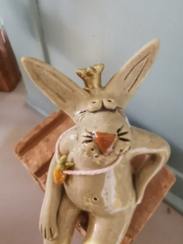 Süßer Kantenhockerhase 2