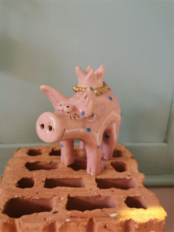 Kerzenschwein mit blauen Punkten – Bild 2