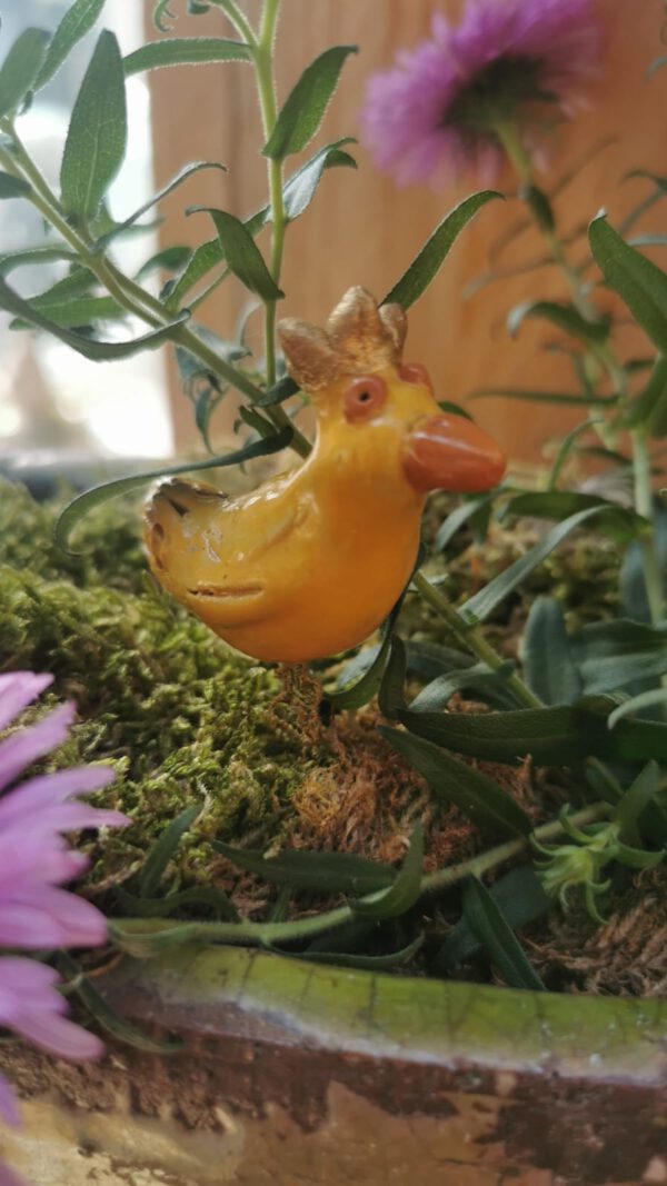 Kleine Ente mit Krönchen