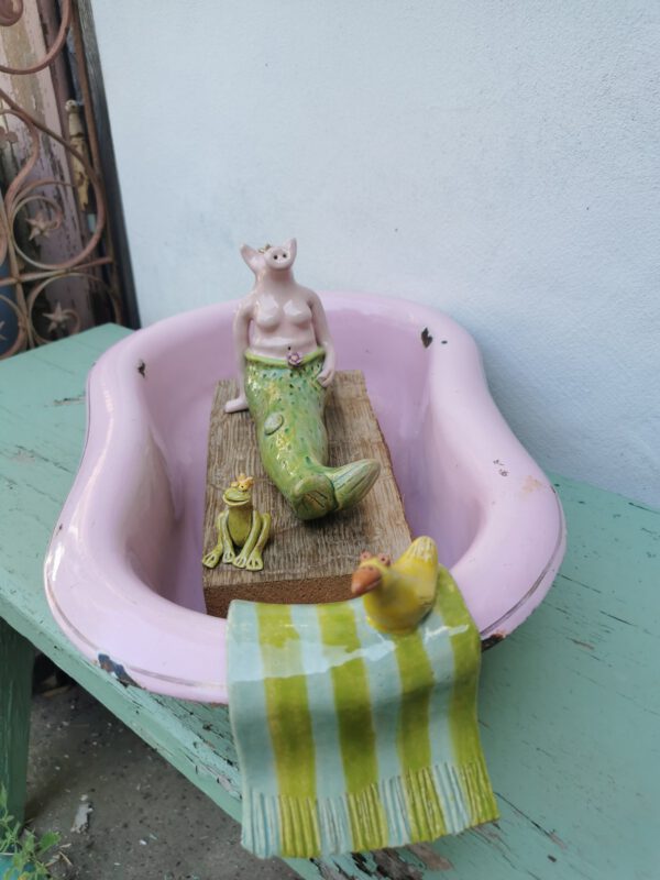 Grün blau gestreiftes Handtuch mit Ente, es passt perfekt auf einen Bidet Rand oder etwas ähnliches mit breitem Rand! Die Größe sieht man auf den Bildern. – Bild 7